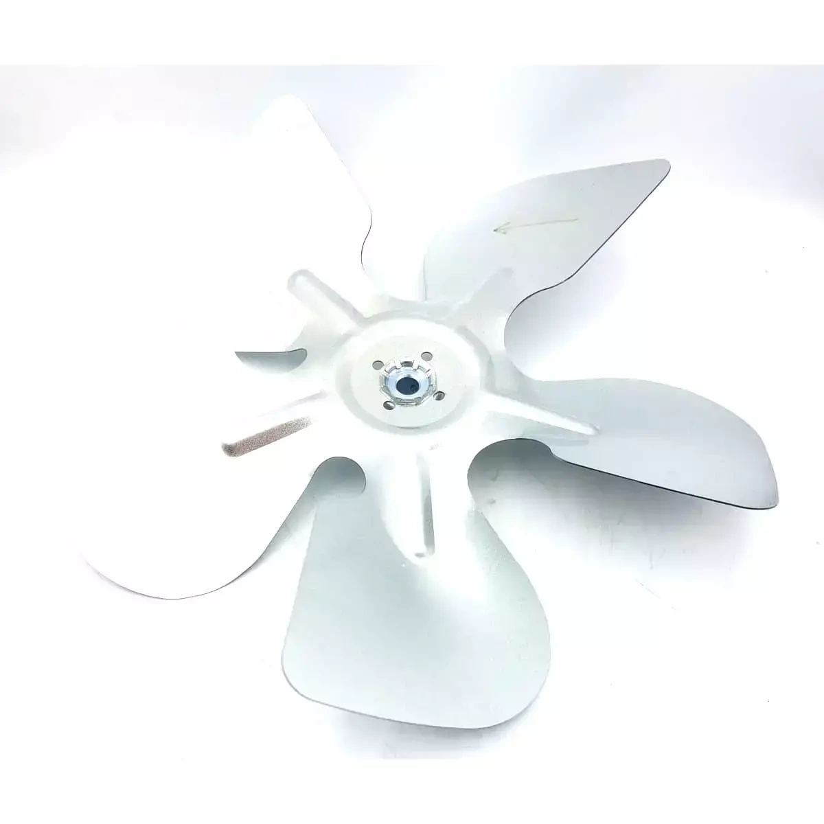 Veterný mlyn s ventilátorom